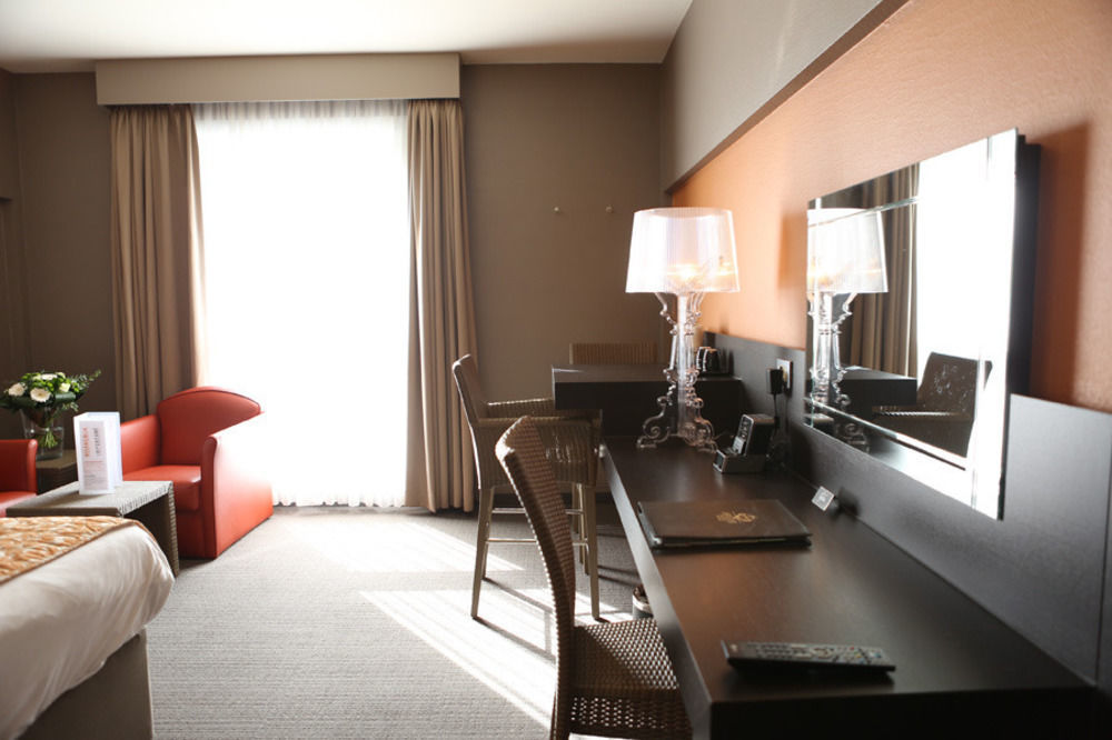 Ariane Hotel Ипер Екстериор снимка