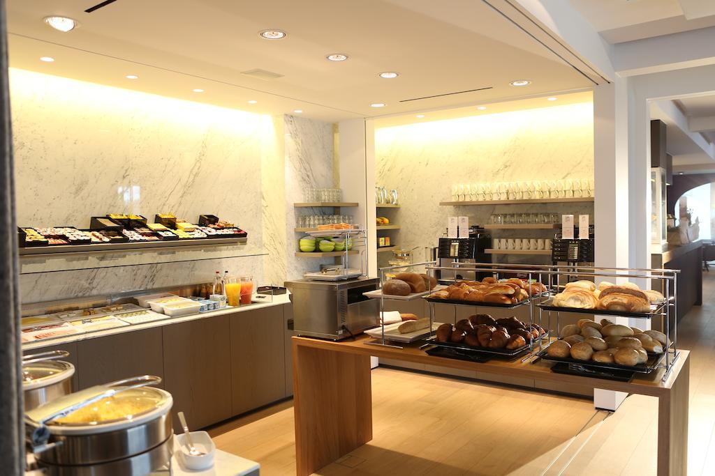 Ariane Hotel Ипер Екстериор снимка